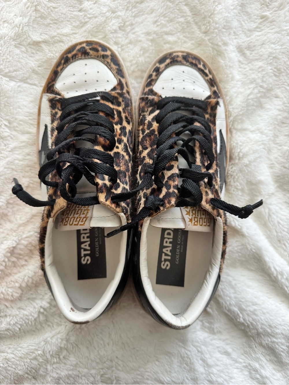 Golden Goose Leopard Print Stardan Sneakers with Black Star - Picture 2 of 4